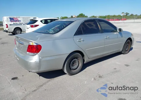 2006 Toyota Camry Le z USA, uszkodzony, nr VIN 4T1BE32K26U707351